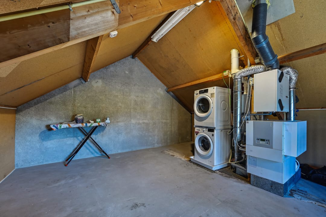 Well-Maintained Semi-Detached House with Solar Panels and Garage in Family-Friendly Klazienaveen Neighborhood — 26
