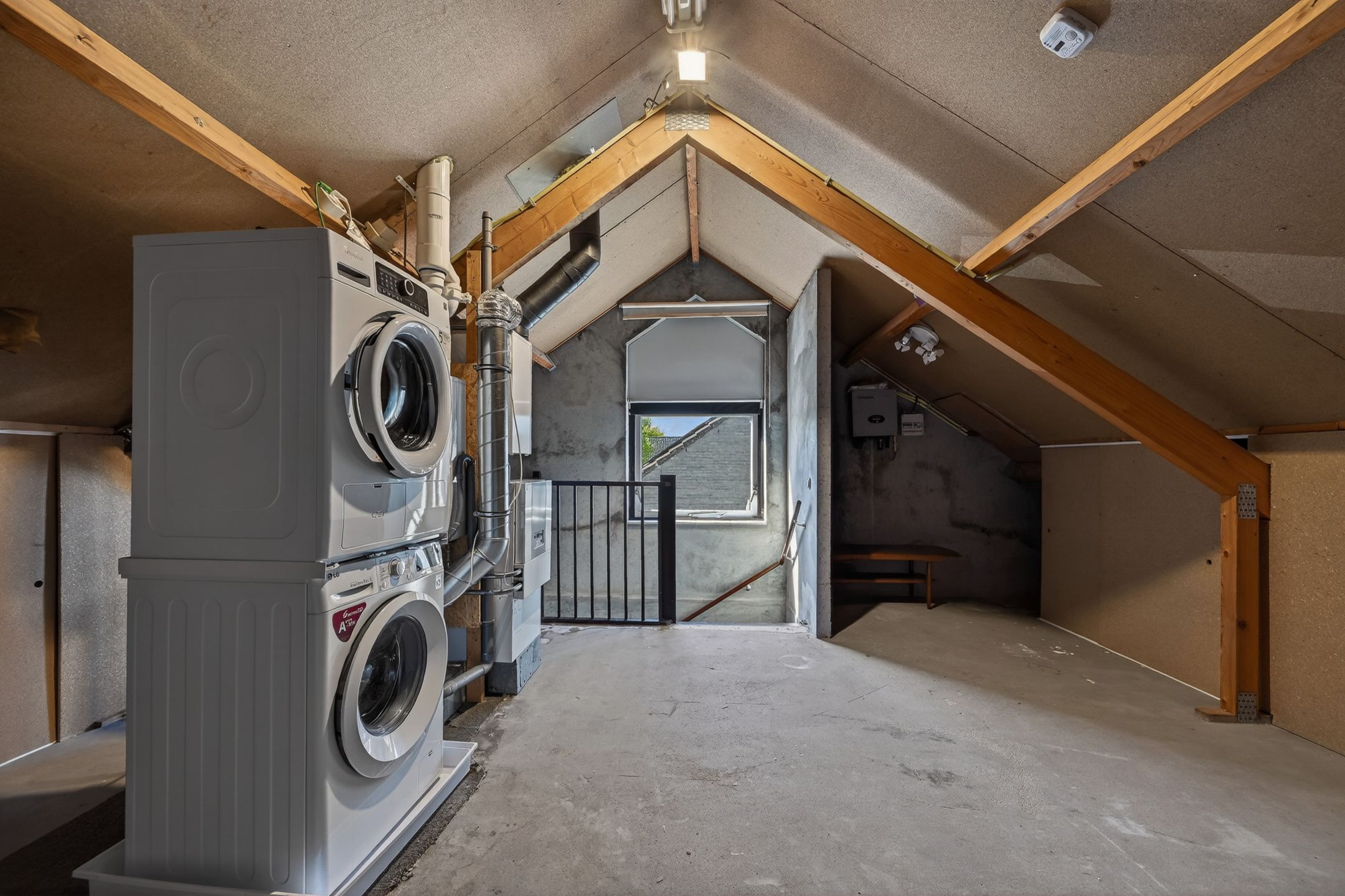 Well-Maintained Semi-Detached House with Solar Panels and Garage in Family-Friendly Klazienaveen Neighborhood — 27