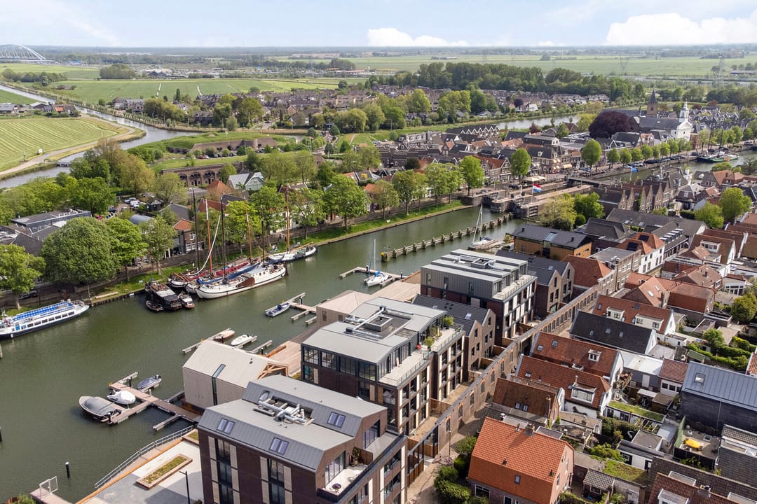 Photo 41 of Hellingstraat 60
