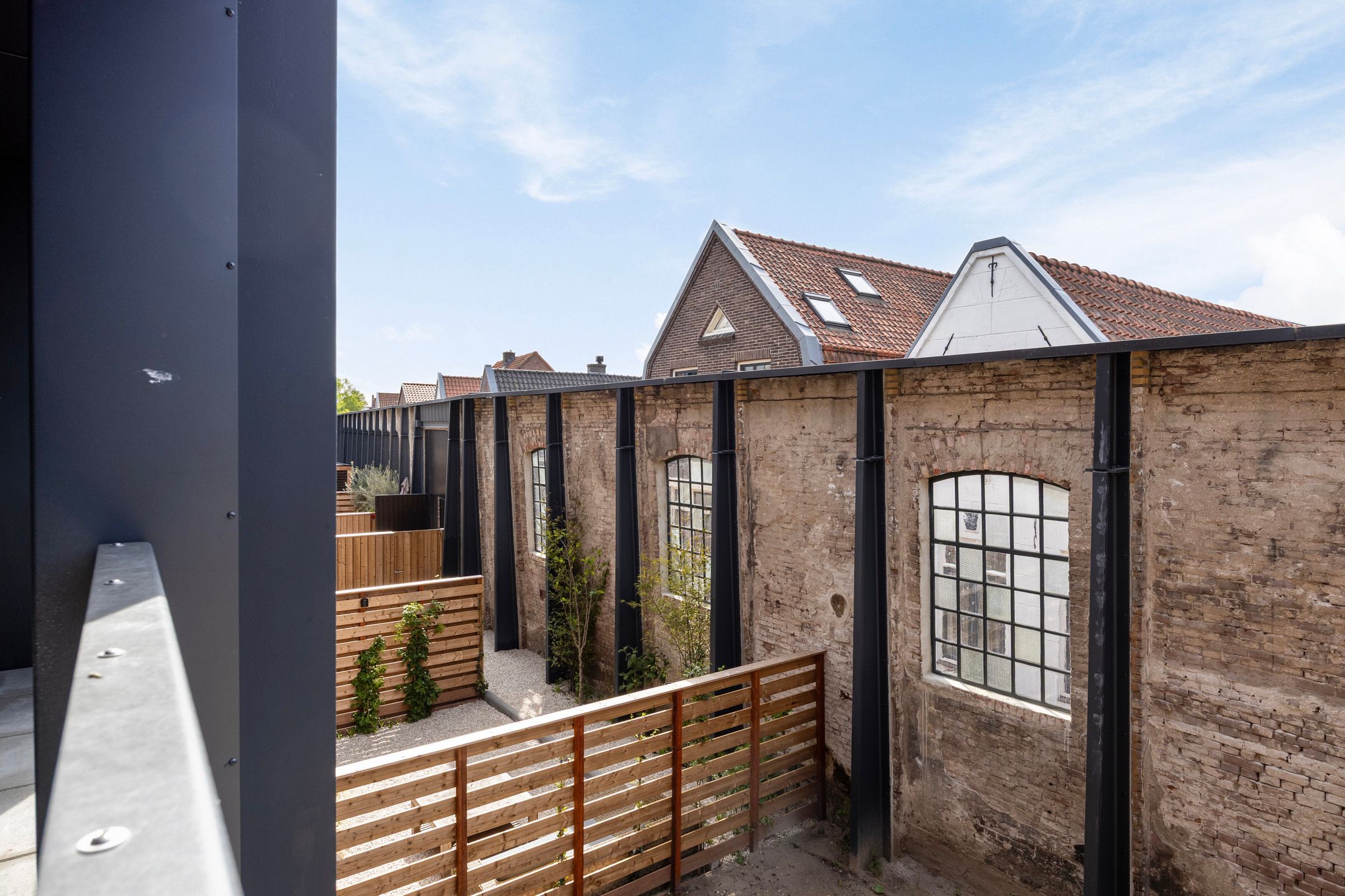 Photo 24 of Hellingstraat 60