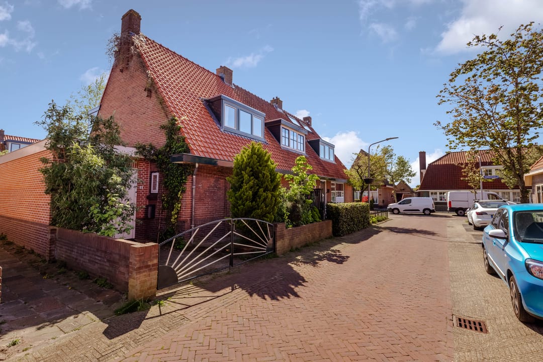 Photo 32 of Ohmstraat 4