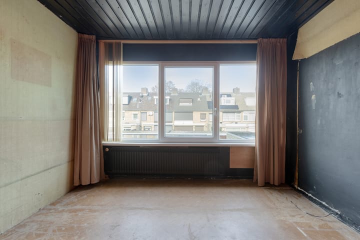 Foto 4 van de Vier Heemskinderenlaan 7