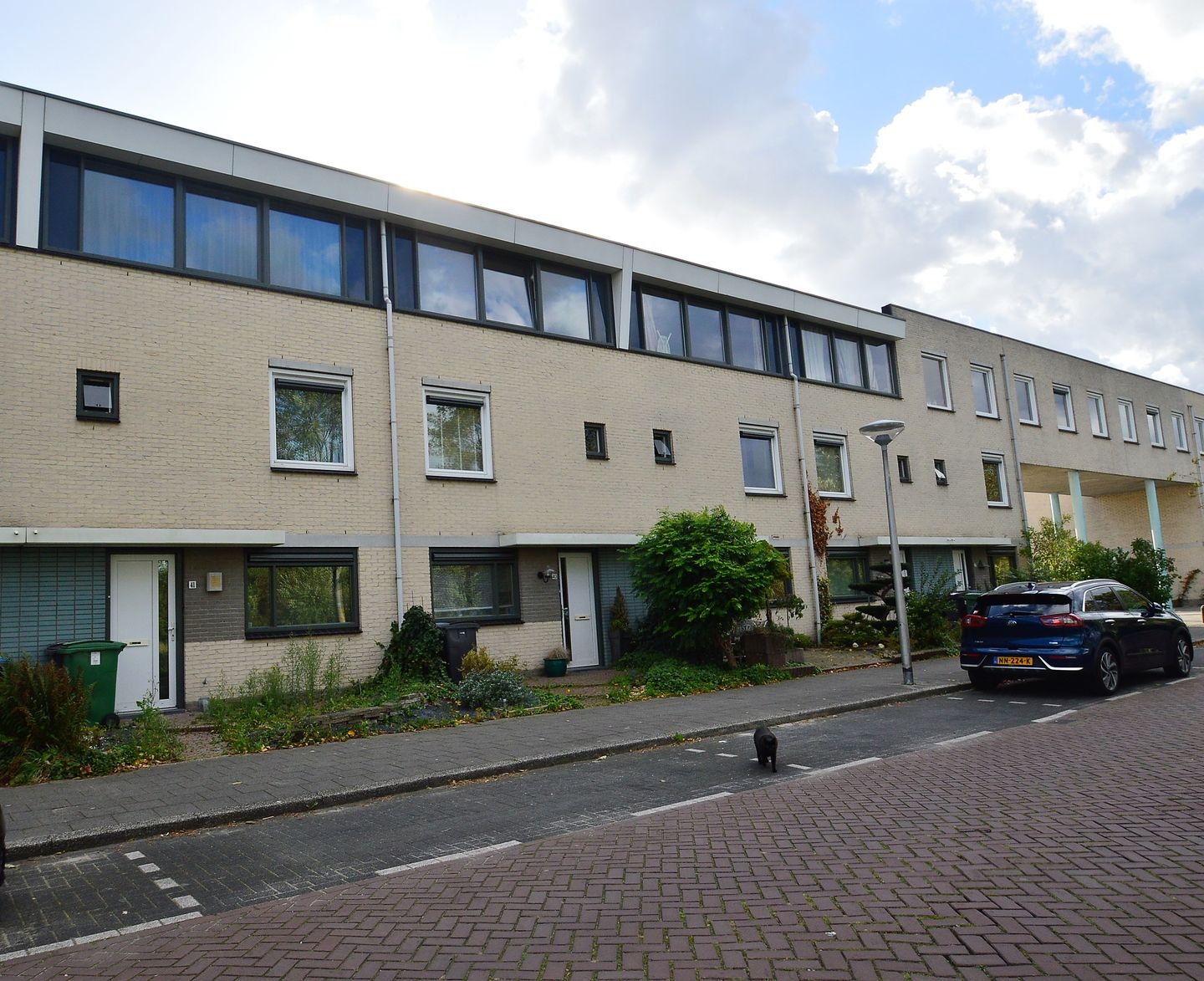 Photo 1 of Catharina van Renneslaan 33