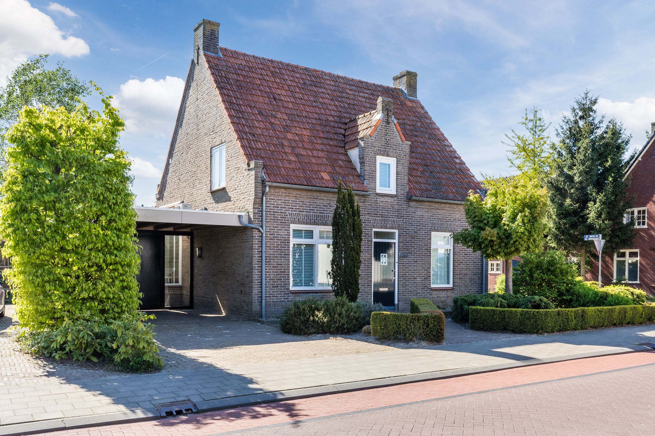 Oostrikkerstraat 5 