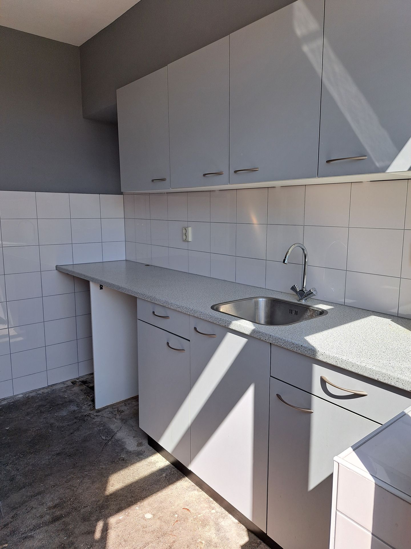 Photo 5 of Dorp 87-F