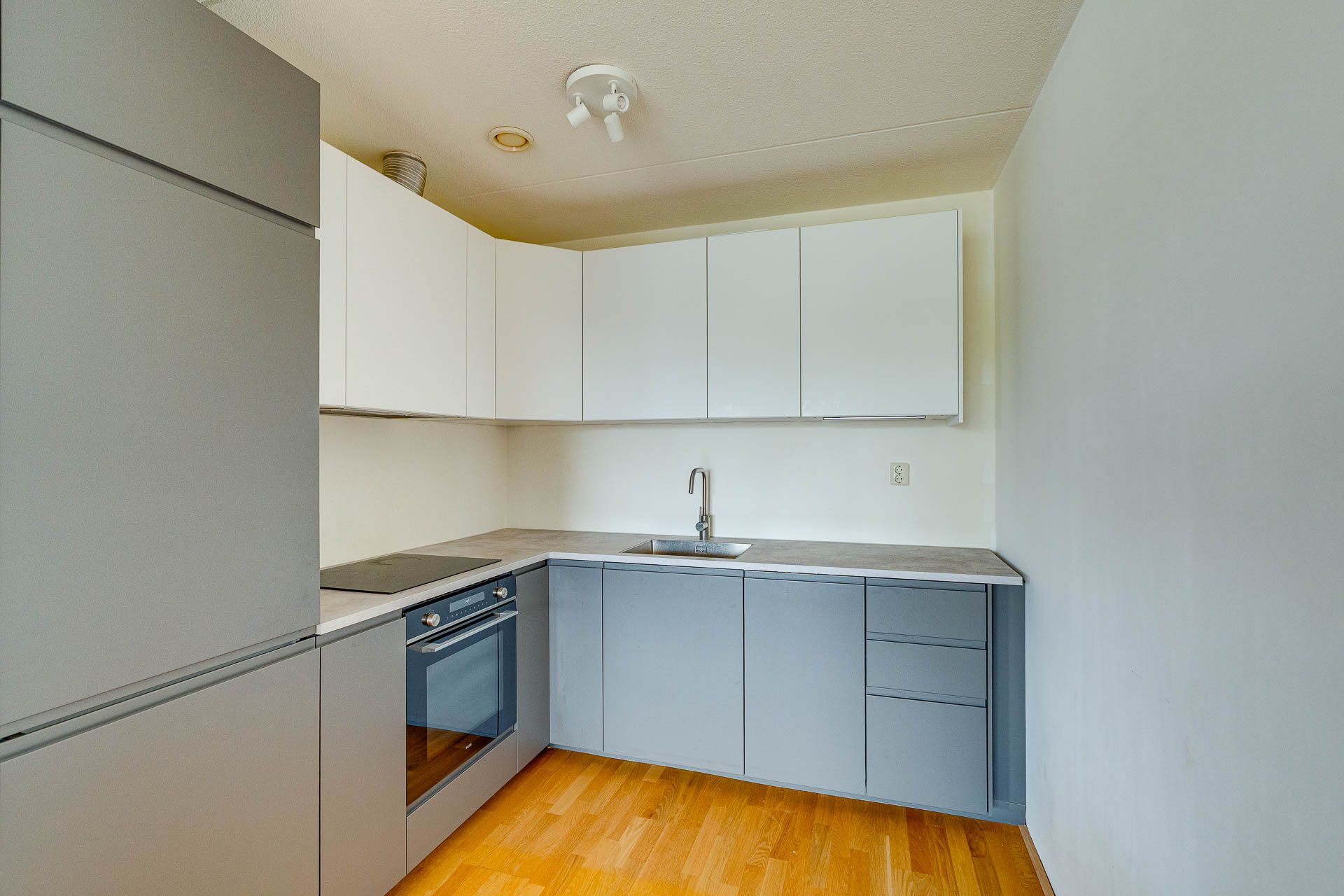 Photo 12 of Balsemkruidstraat 33