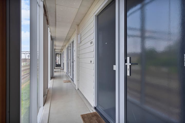 Photo 5 of Waldorpstraat 287-B