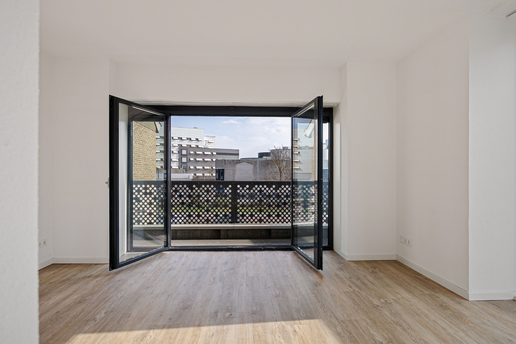 Photo 21 of Haaksbergerstraat 94
