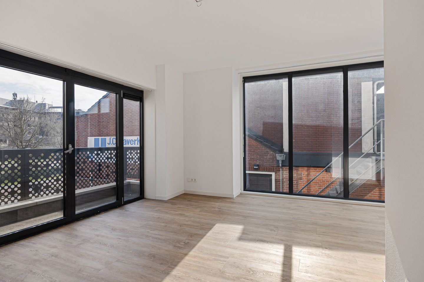 Photo 20 of Haaksbergerstraat 94