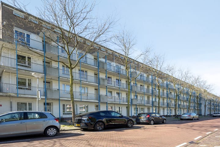 Photo 3 of Goeman Borgesiusstraat 2-A