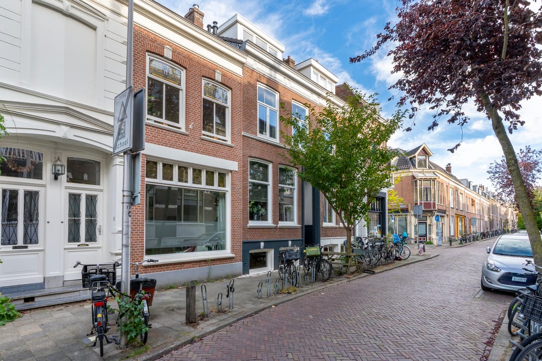 Photo 43 of Mgr. van de Weteringstraat 78