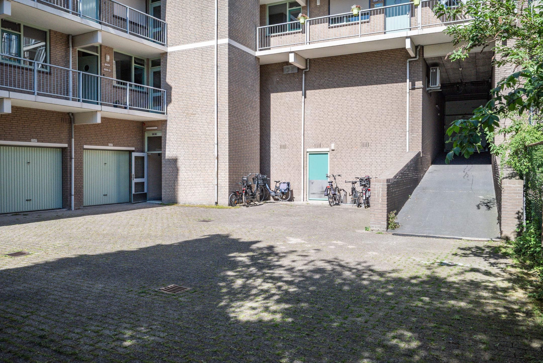 Foto 42 van Schiedamseweg 242-C