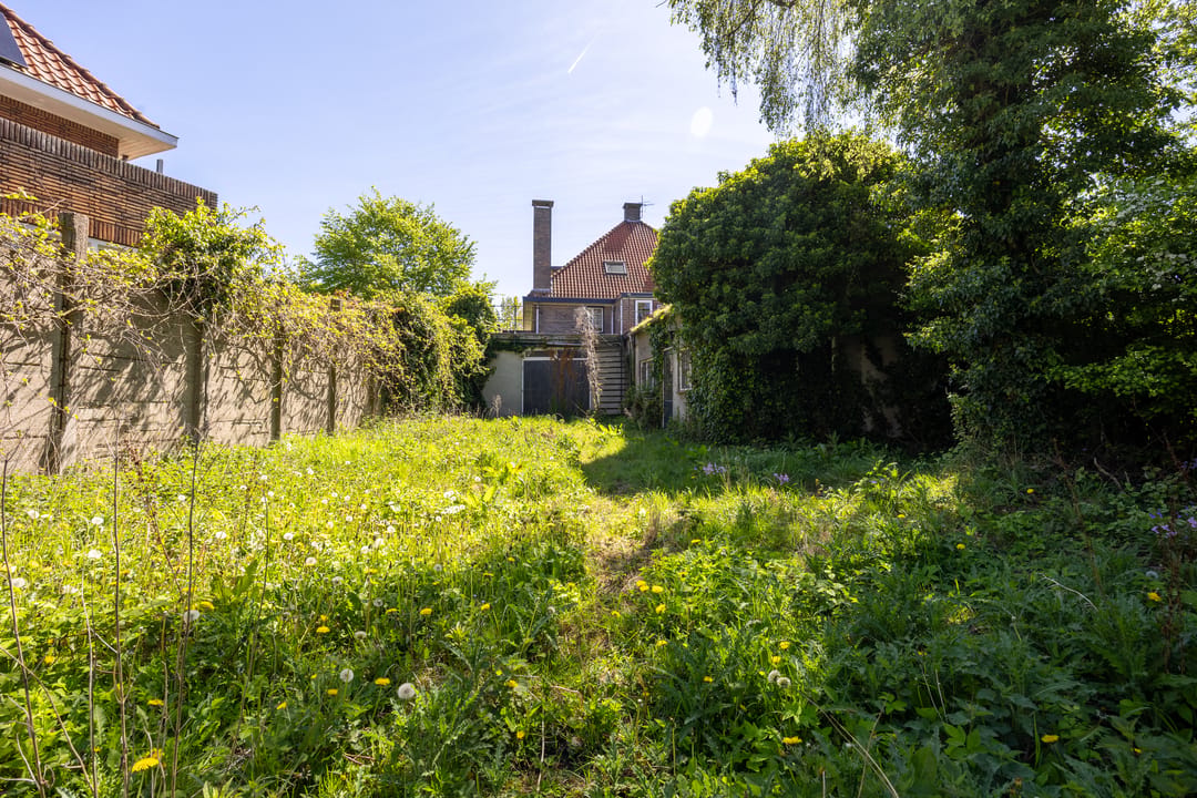 Spacious Semi-Detached Home with Renovation Potential in Boxtel Centre — 28
