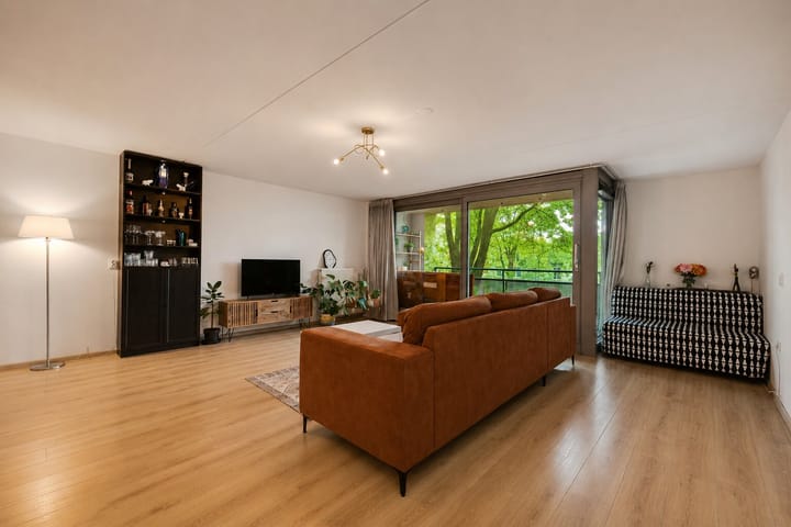 Photo 4 of van Berckelstraat 5