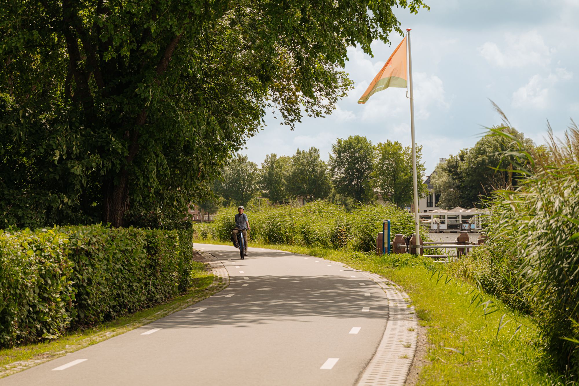 Photo 54 of Ouderkerkerdijk 204