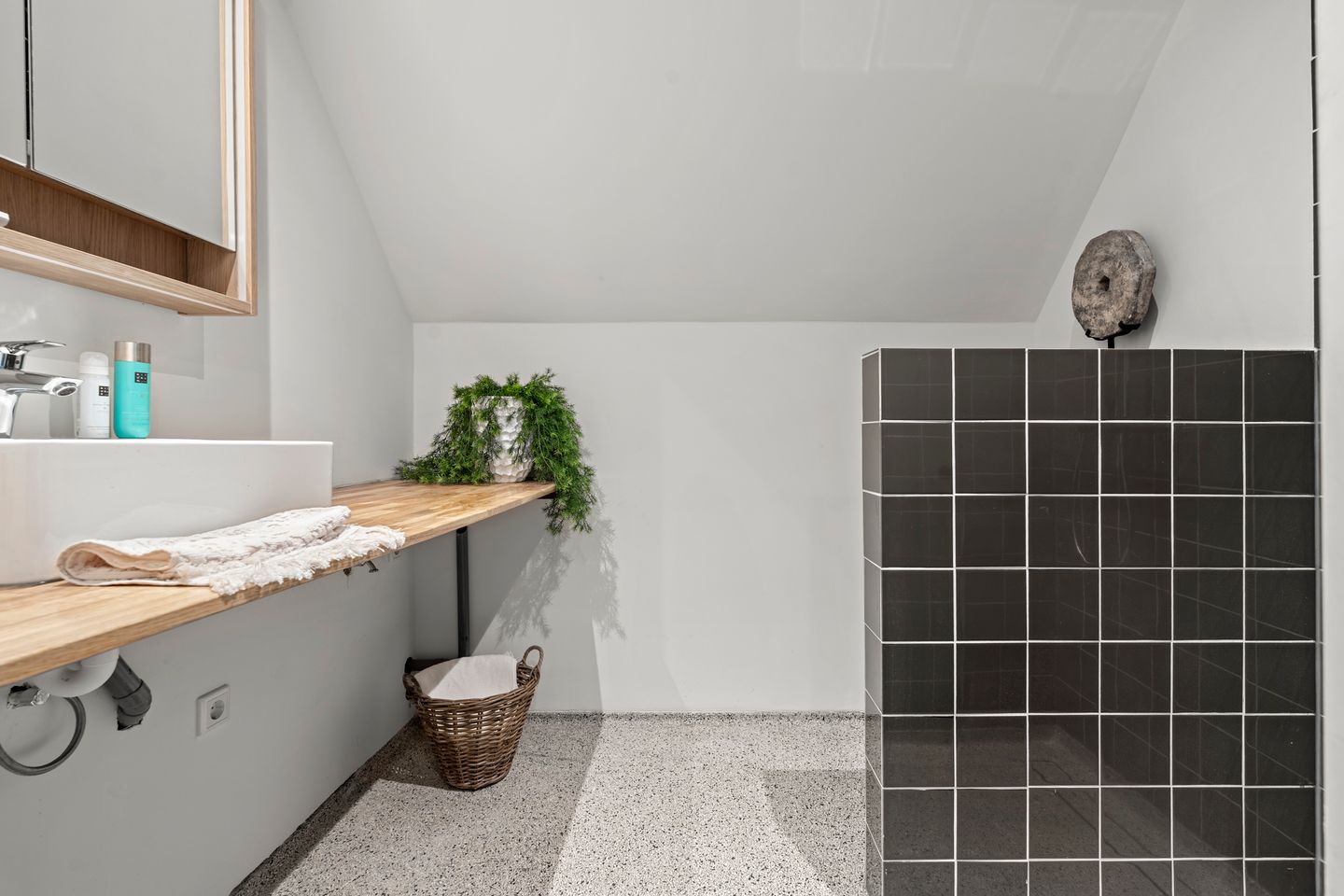 Photo 10 of Rozenstraat 36
