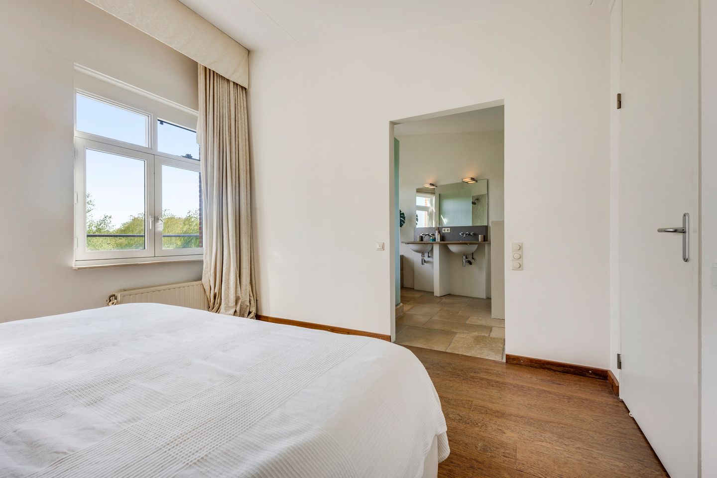 Photo 40 of Zwaenenstede 6