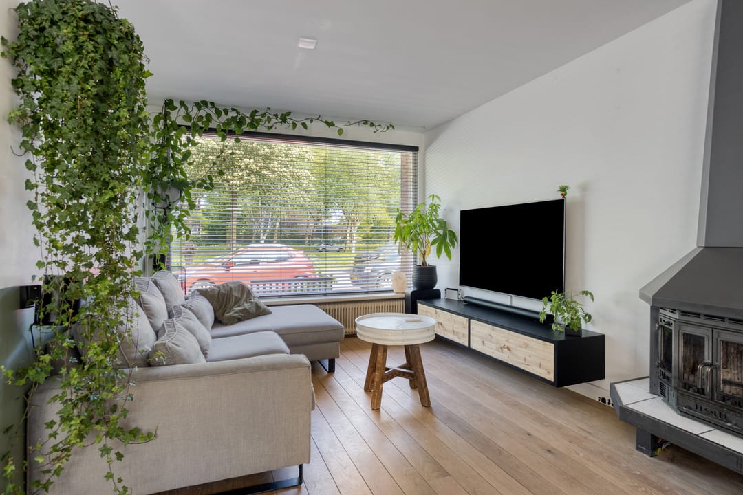 Photo 11 of Poolsterstraat 8