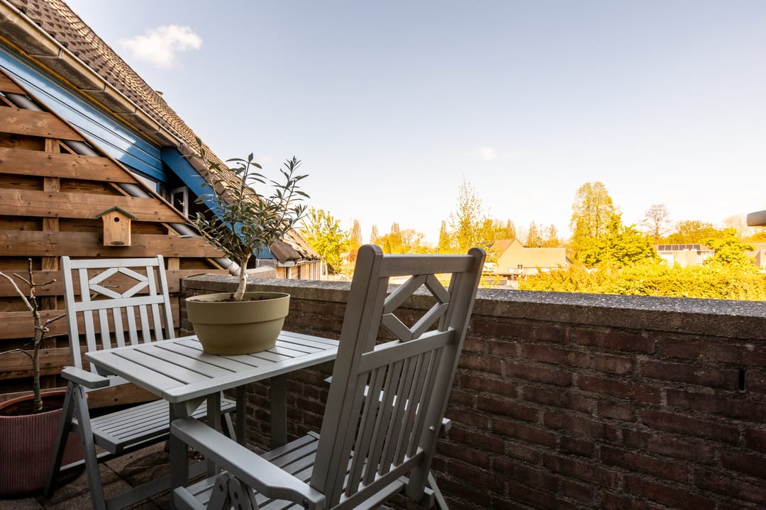 Charming Maisonnette with Luxury Bathroom in Green Surroundings — 23