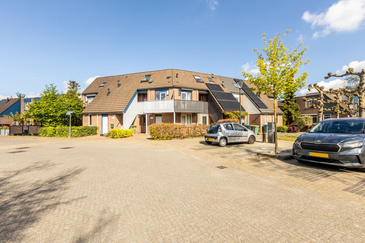 Charming Maisonnette with Luxury Bathroom in Green Surroundings — 35