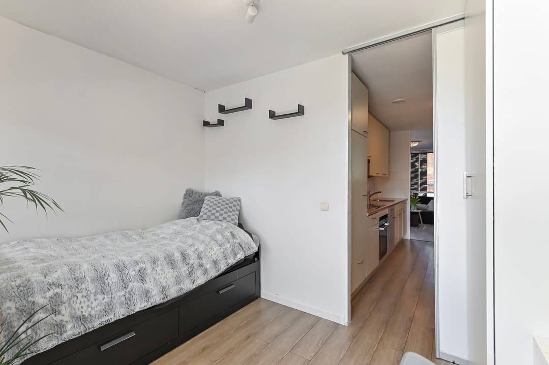 Photo 28 of Nieuwlandstraat 126