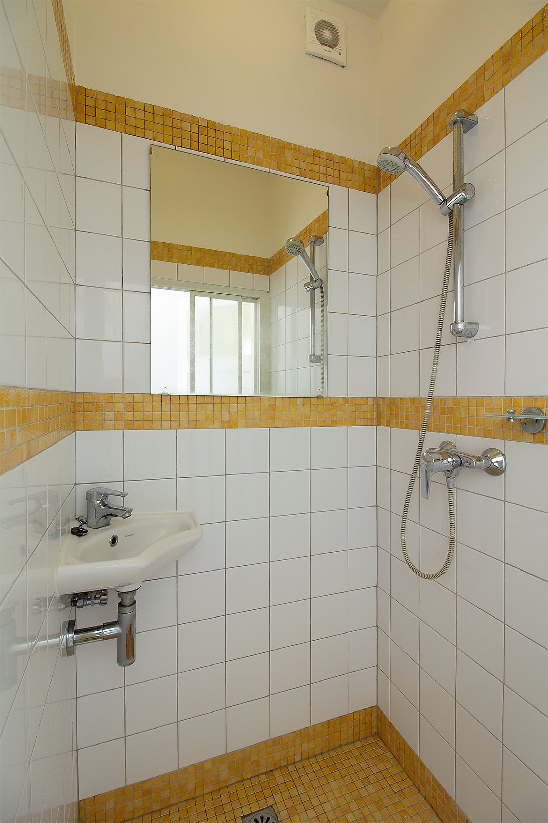 Photo 15 of Badhuisstraat 123