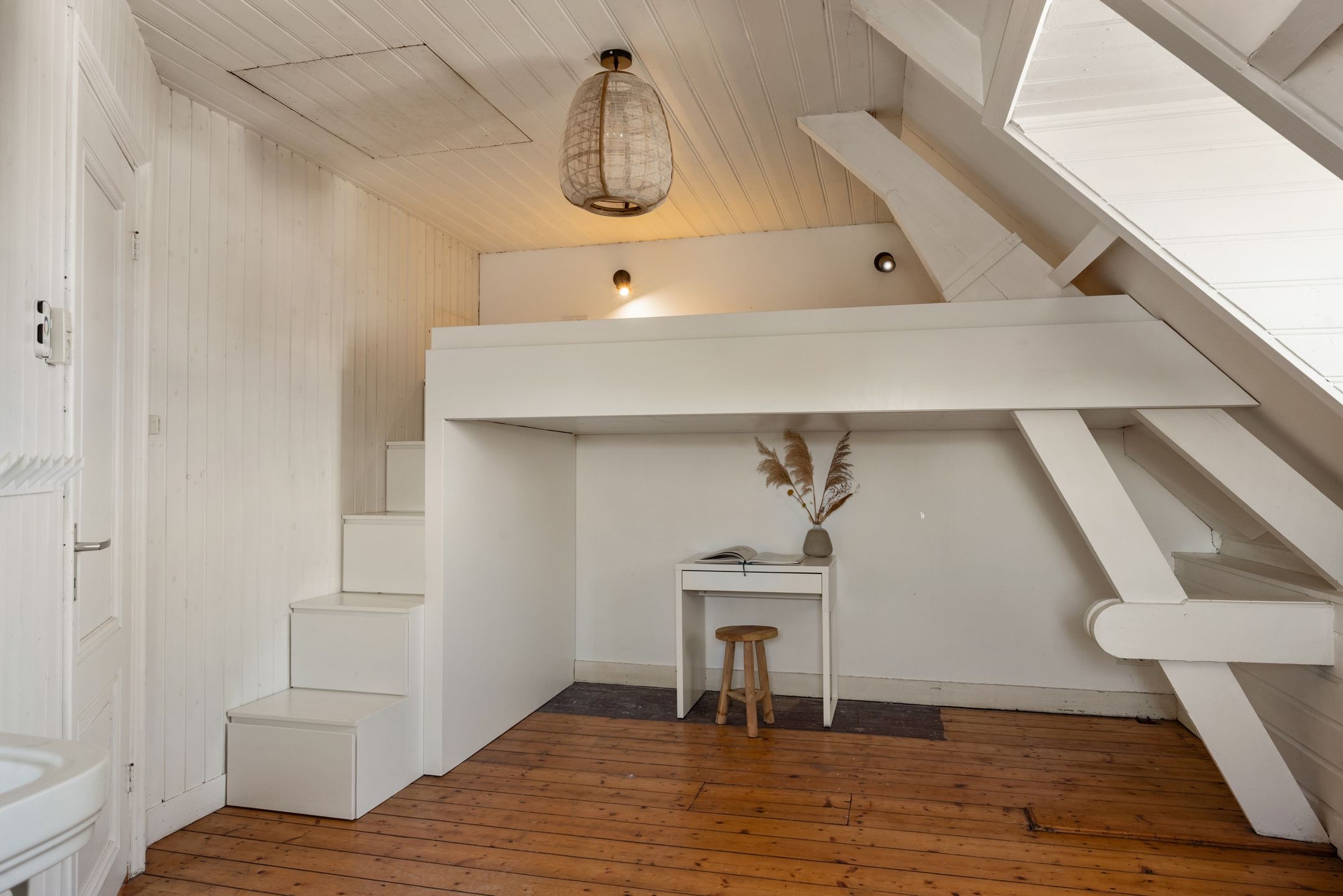 Photo 24 of Kostverlorenstraat 70-B