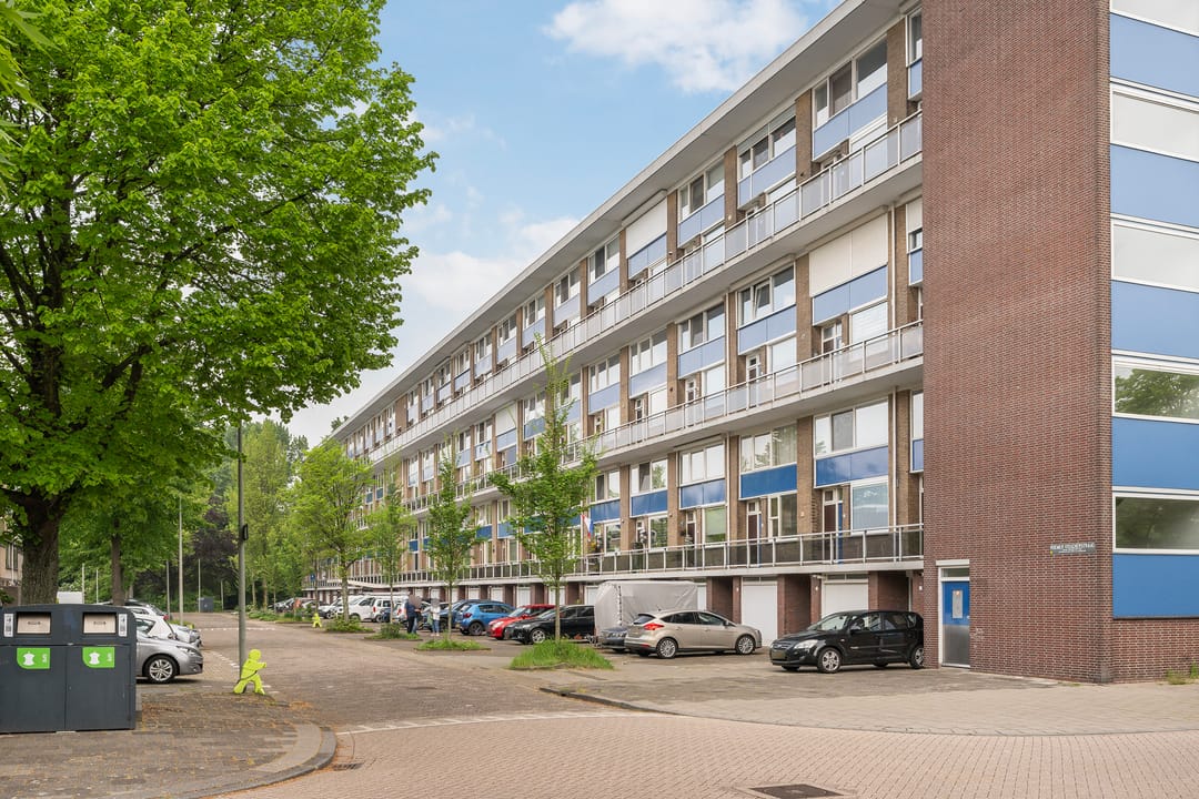 Photo 38 of Roemer Visscherstraat 108