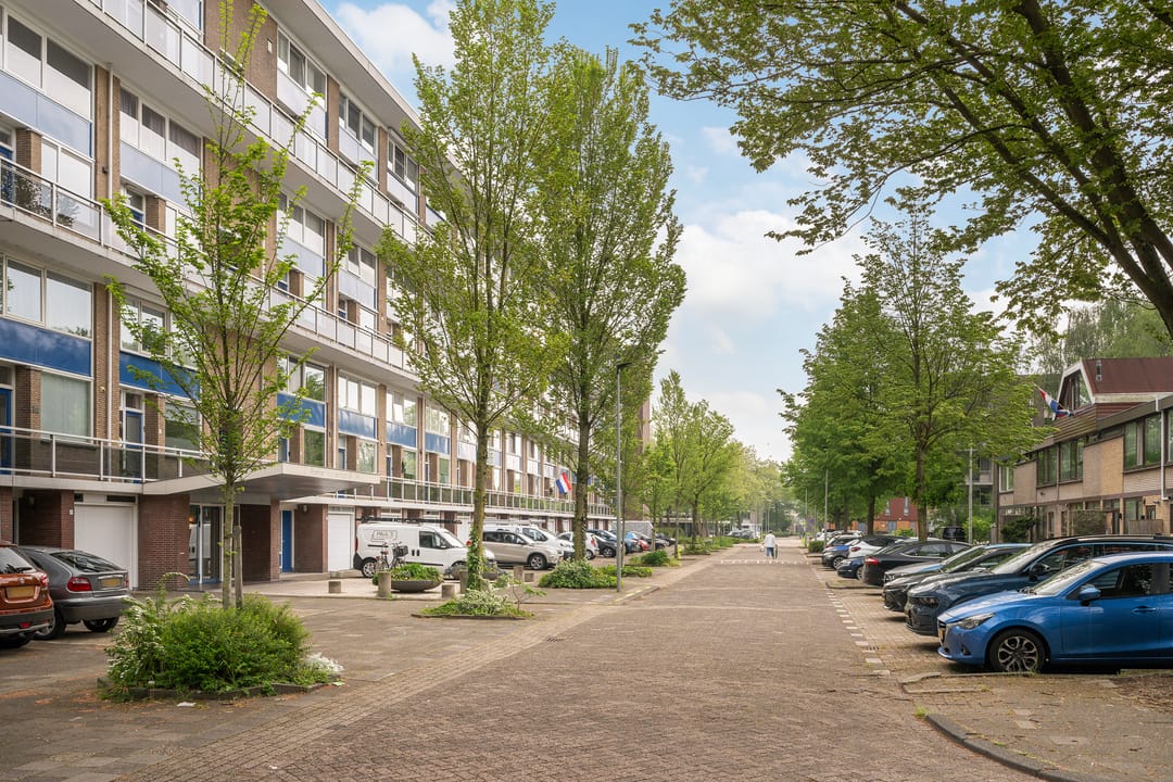 Photo 37 of Roemer Visscherstraat 108