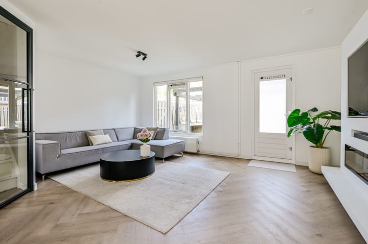 Photo 2 of Taagstraat 27
