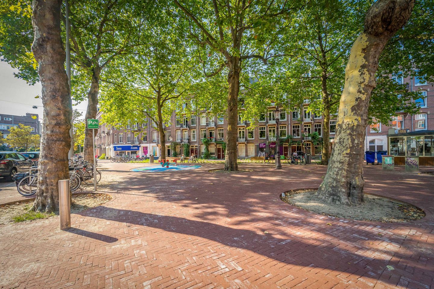 Photo 20 of Vincent van Goghstraat 4-B