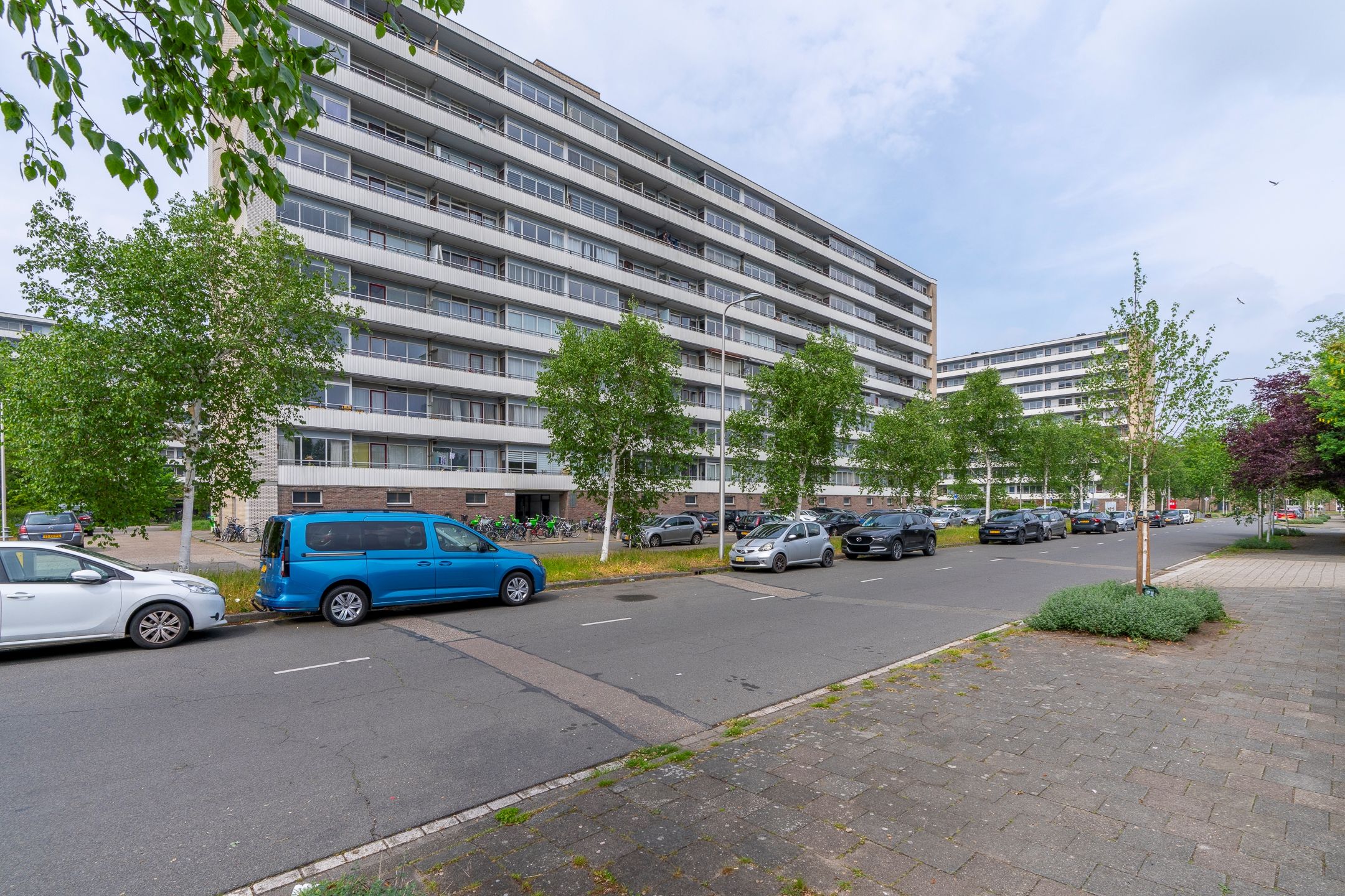 Bright Apartment with City Views in Utrecht Overvecht — 33
