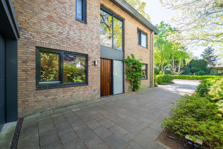 Vrijstaande woning te koop: Azalealaan 14, Waalre