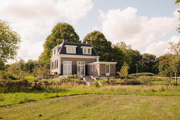 Photo 4 of Ouderkerkerdijk 203
