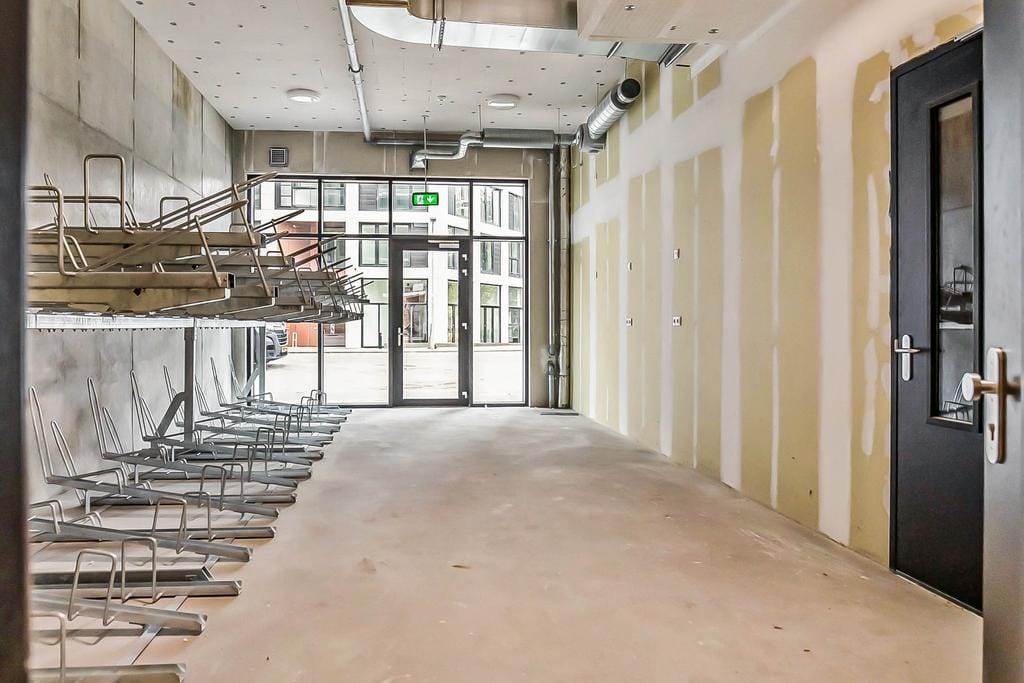 Photo 30 of Niemeyerstraat 71