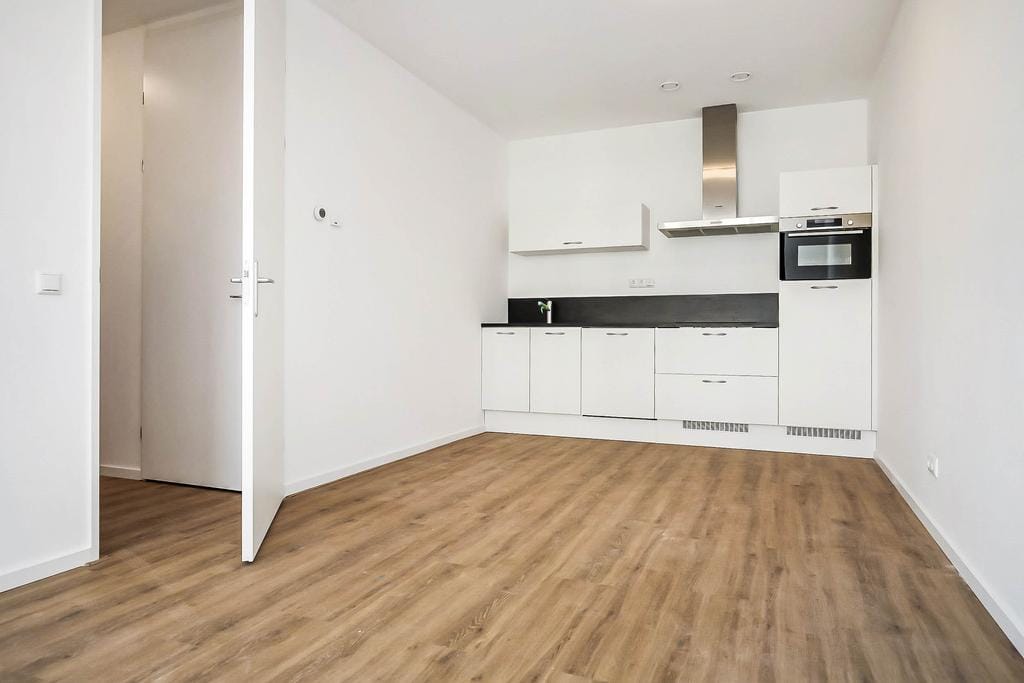 Photo 13 of Niemeyerstraat 71