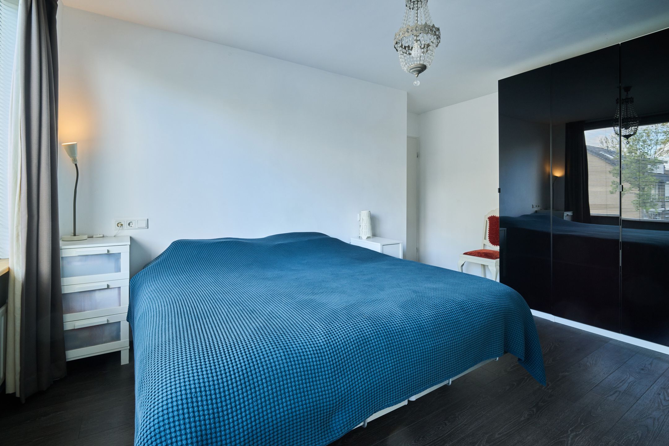 Modern Energy Efficient Family Home in Halsteren with 4 Bedrooms and Garage — 18