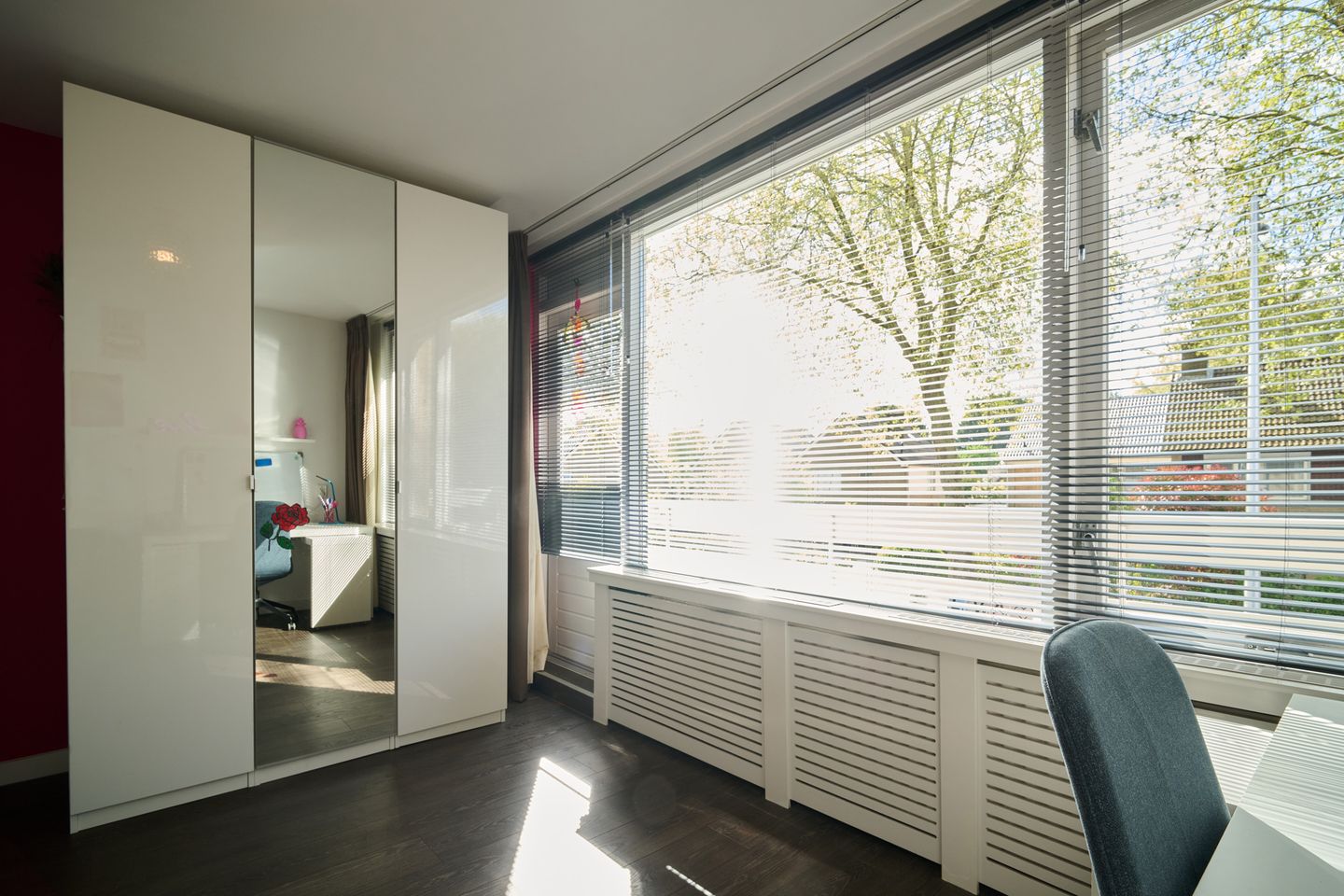 Modern Energy Efficient Family Home in Halsteren with 4 Bedrooms and Garage — 29