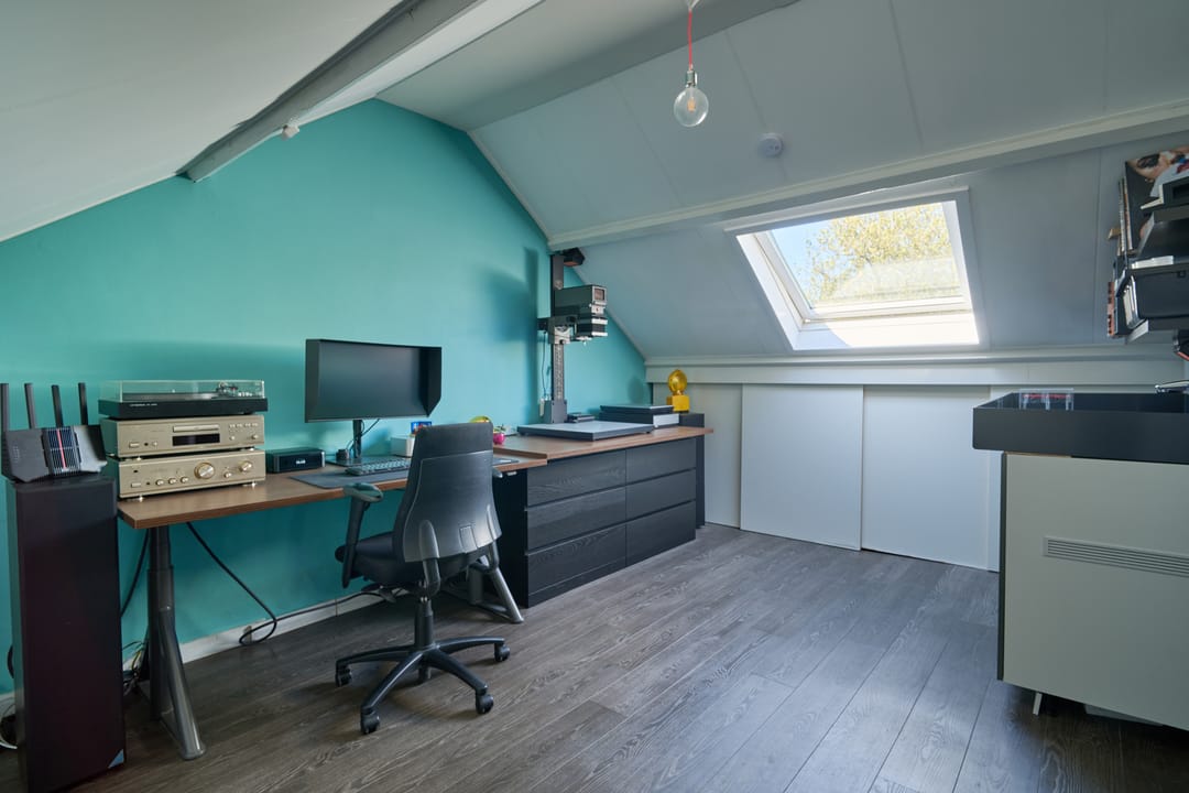 Modern Energy Efficient Family Home in Halsteren with 4 Bedrooms and Garage — 37
