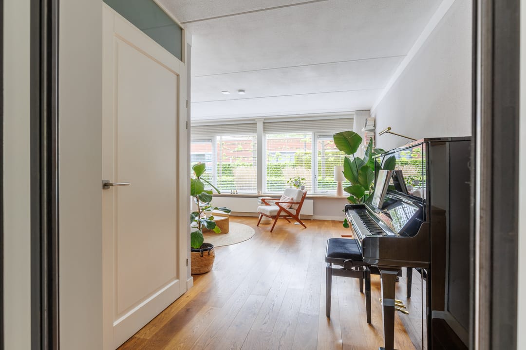 Photo 8 of Vliststraat 18