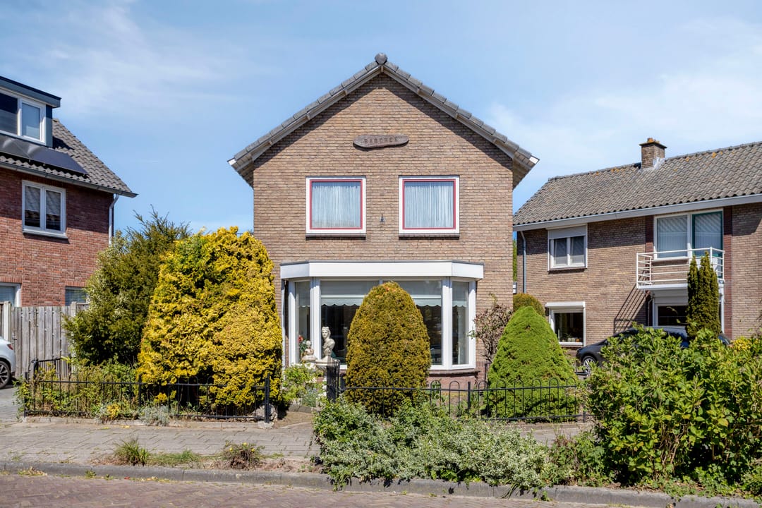 Photo 2 of Schoolstraat 121