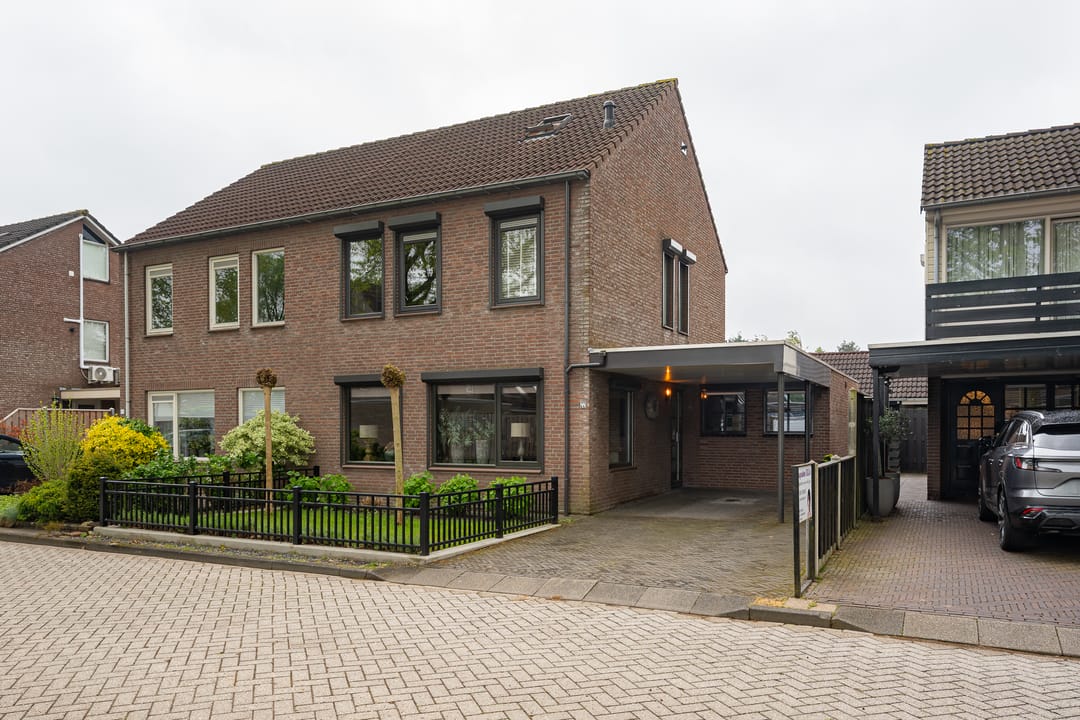Foto 1 van De Doeze 77