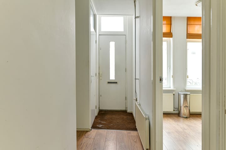Photo 4 of Lambertusstraat 176