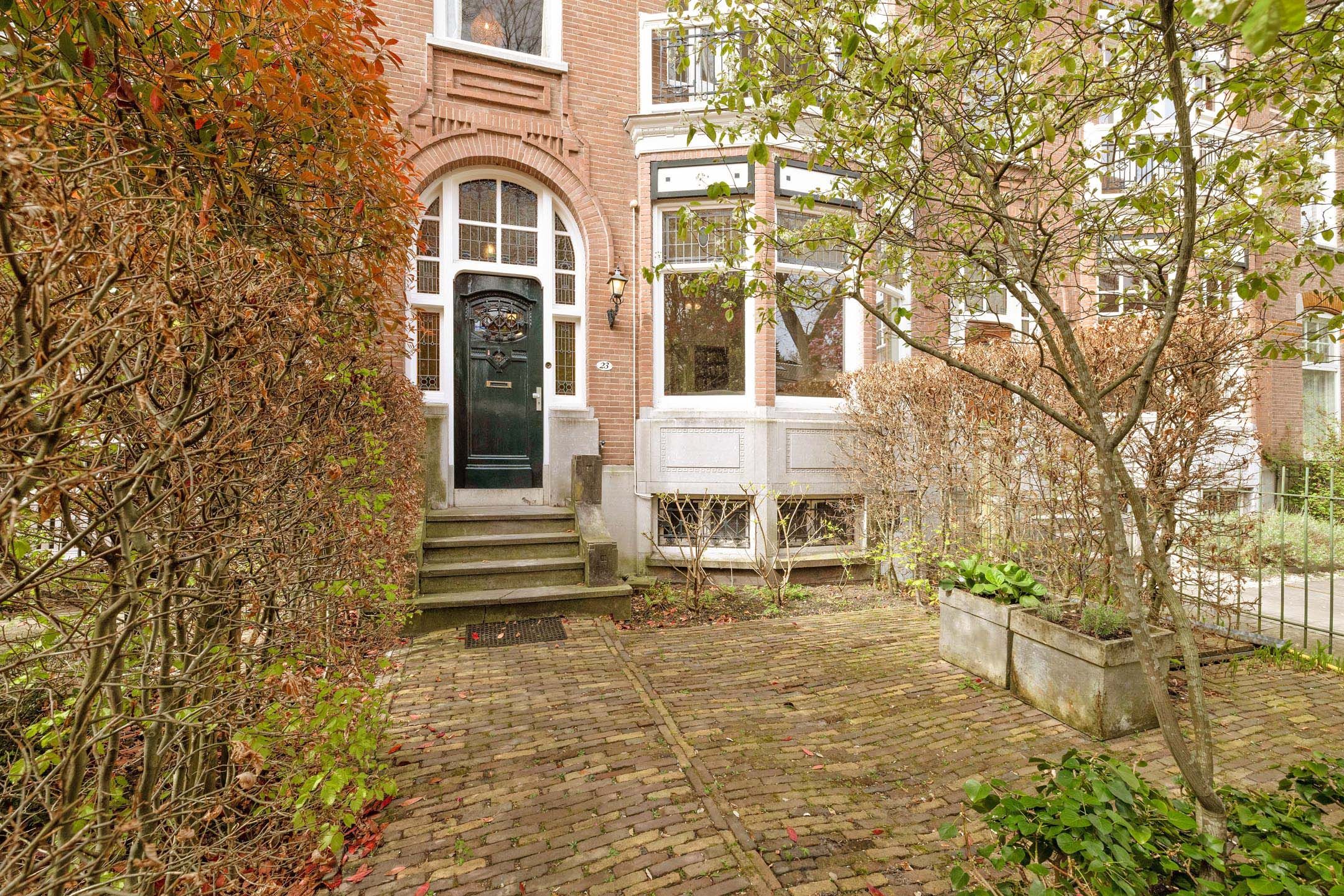 Stately Townhouse in Kralingen with Sunny Southwest Garden — 69