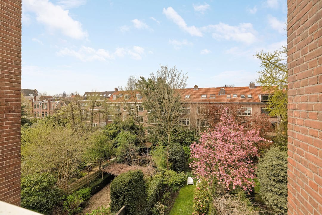 Stately Townhouse in Kralingen with Sunny Southwest Garden — 31