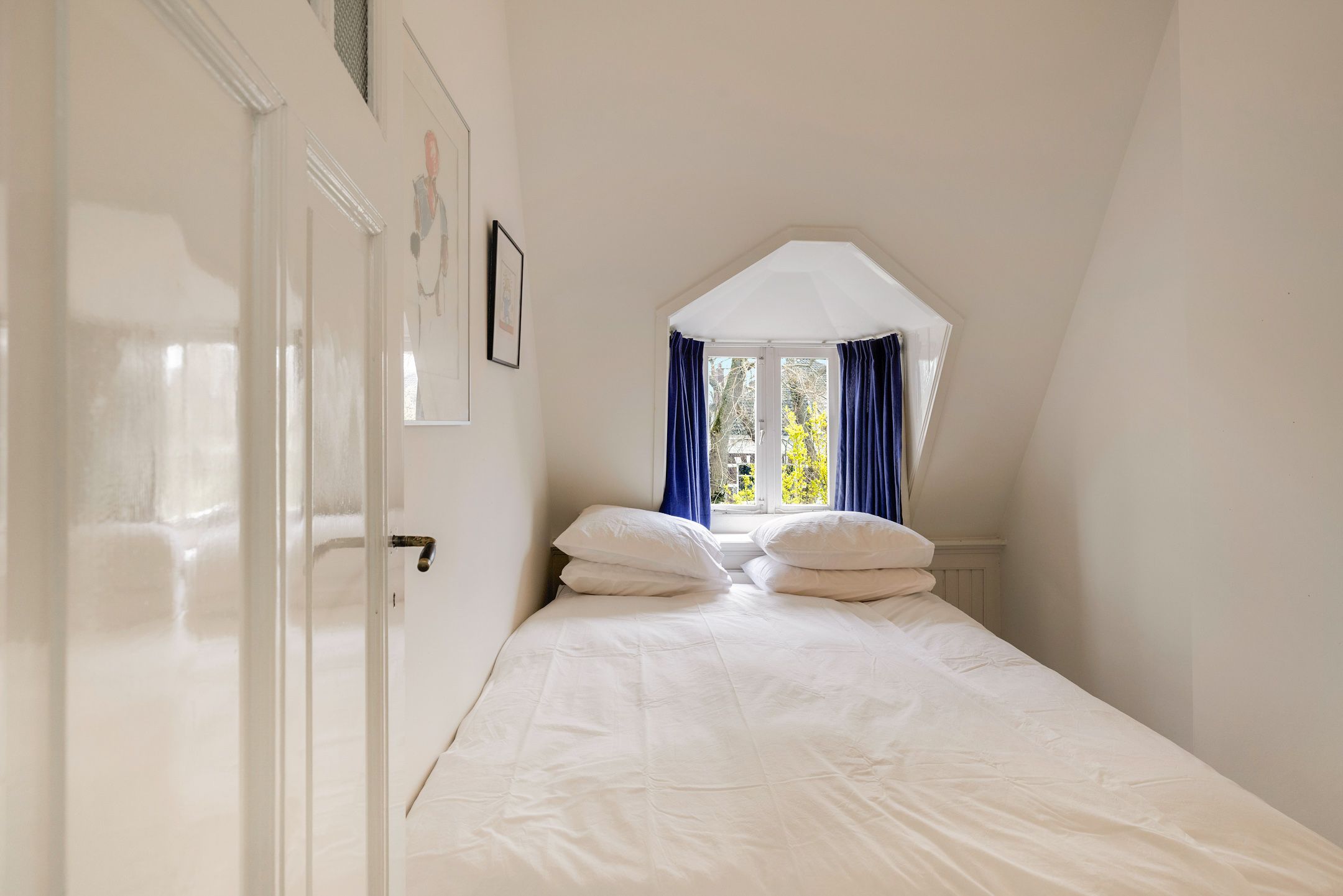 Stately Townhouse in Kralingen with Sunny Southwest Garden — 57