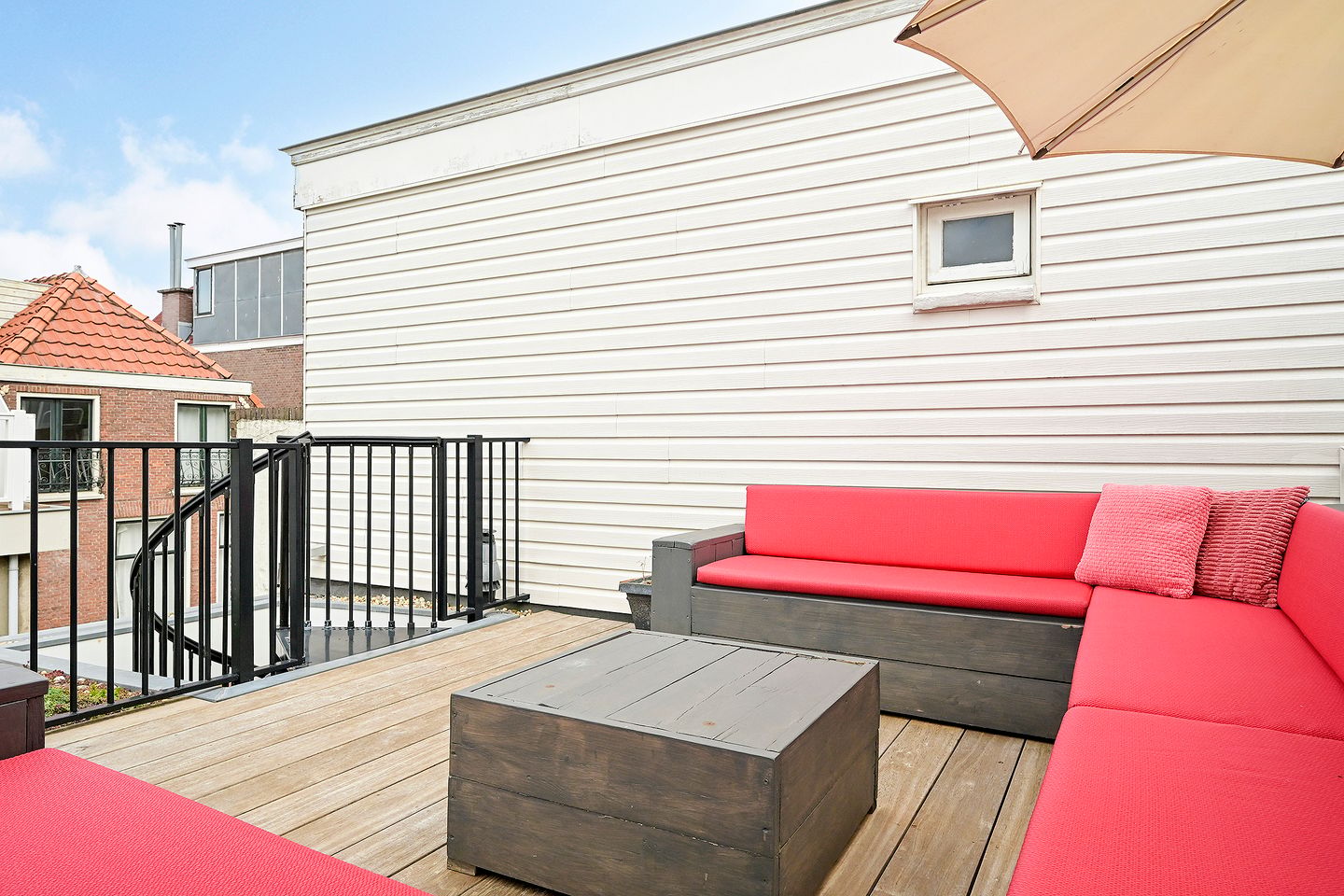 Stylish Waterfront Home in The Hague's Sought-After Archipel District — 49