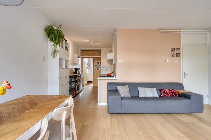 Appartement te koop: Sumatrastraat 140, Amsterdam