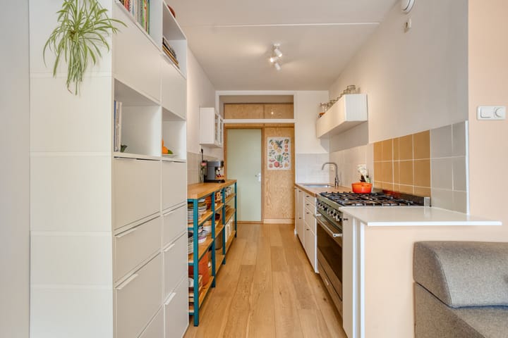 Appartement te koop: Sumatrastraat 140, Amsterdam
