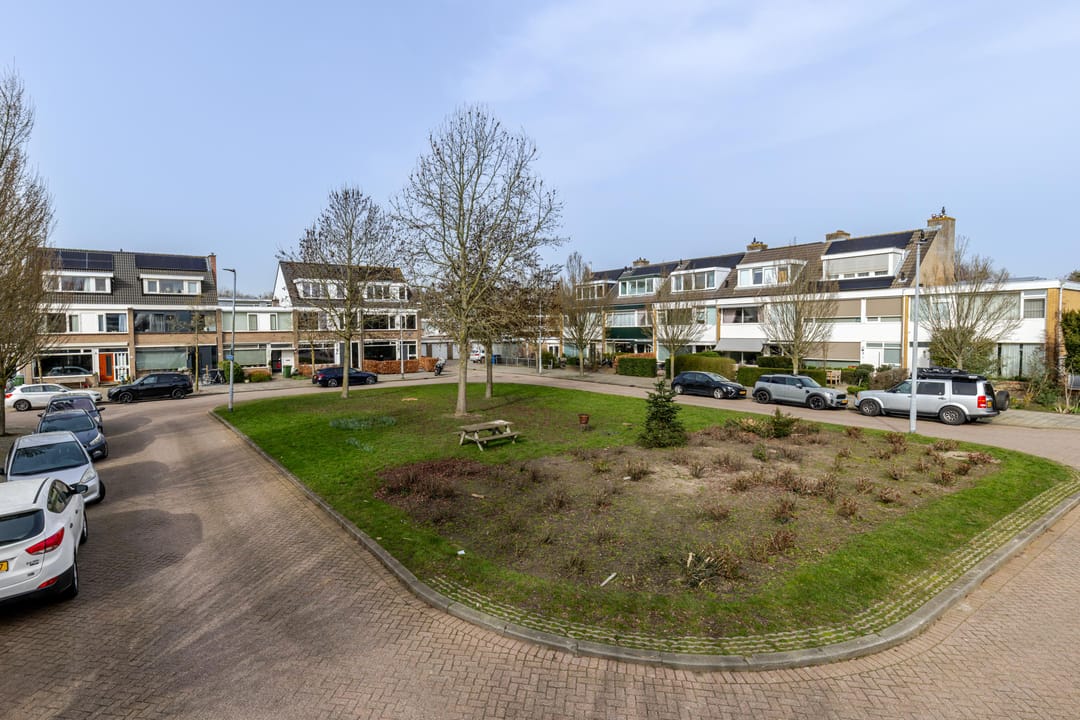 Photo 43 of Diepenbrocklaan 11